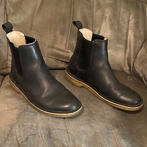 Vintage Clark’s Black Leather Chelsea Boots/ size 8 mens